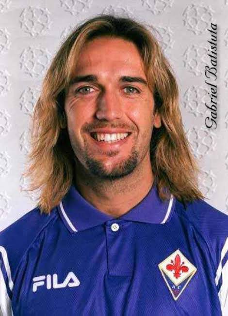 brunogoldner's tweet photo. @utdzora Gabriel Omar Batistuta https://t.co/3XjN2tTnHV