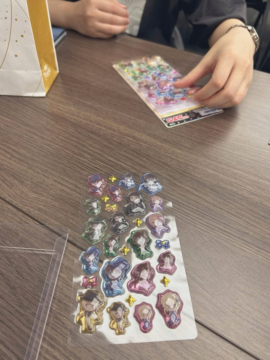 mushamushagohan's tweet photo. いやまあどっちにしろ🐉さんのスキンに課金はしますが─── https://t.co/UD7QBaE4Ne