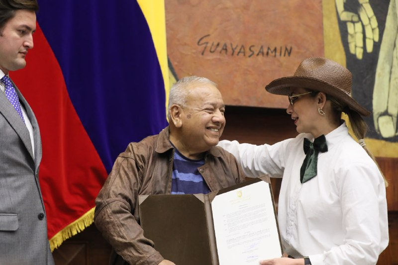 AsambleaEcuador tweet picture