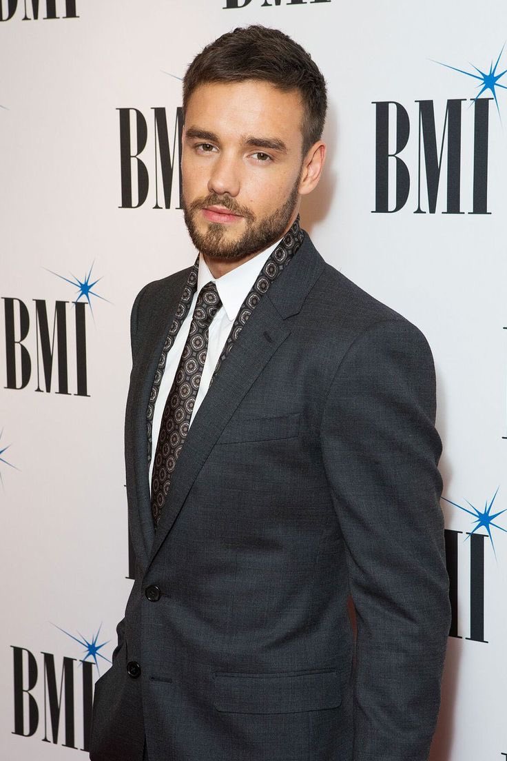 LiamJRomania's tweet photo. It has been 8 years since Liam attended the Broadcast Music, Inc. (BMI) Awards in London.❤️
Handsome Boy/Man🌟 https://t.co/Hjh1RWaHcd