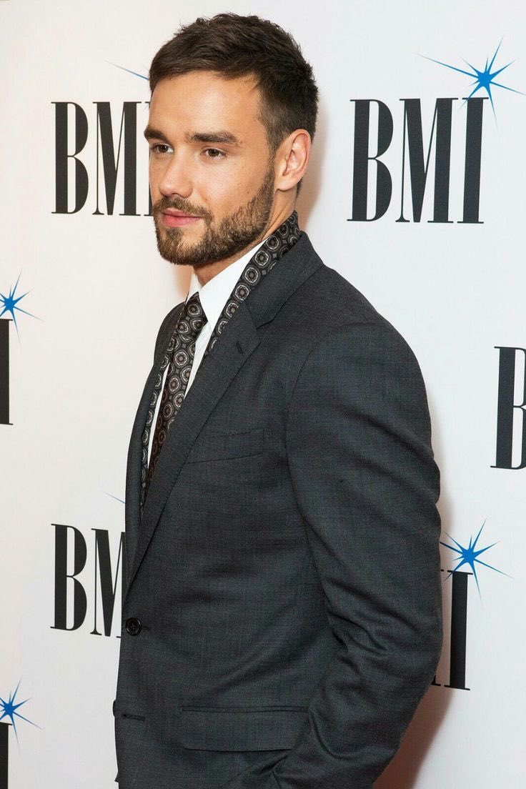 LiamJRomania's tweet photo. It has been 8 years since Liam attended the Broadcast Music, Inc. (BMI) Awards in London.❤️
Handsome Boy/Man🌟 https://t.co/Hjh1RWaHcd