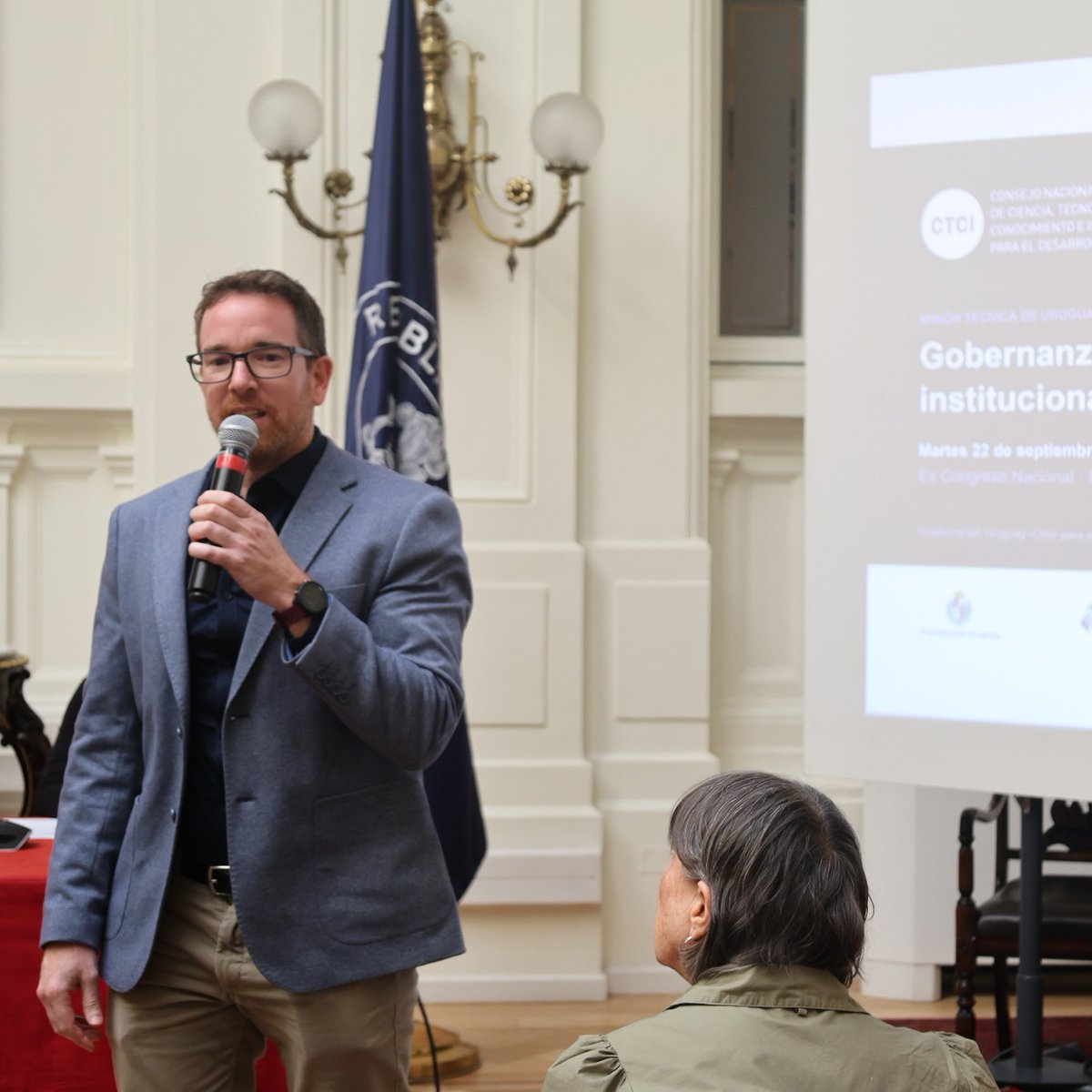 SENCI_Uy's tweet photo. 🇺🇾🇨🇱 La #SENCI participó de una misión técnica en Chile para intercambiar experiencias sobre políticas de CTI.
Junto a representantes de UNE-CTI y @MIEM_Uruguay, mantuvo reuniones con instituciones del ecosistema de CTI chileno.
🔗 Más info: https://t.co/btVLVt4KXY https://t.co/Iof9gzCSDQ