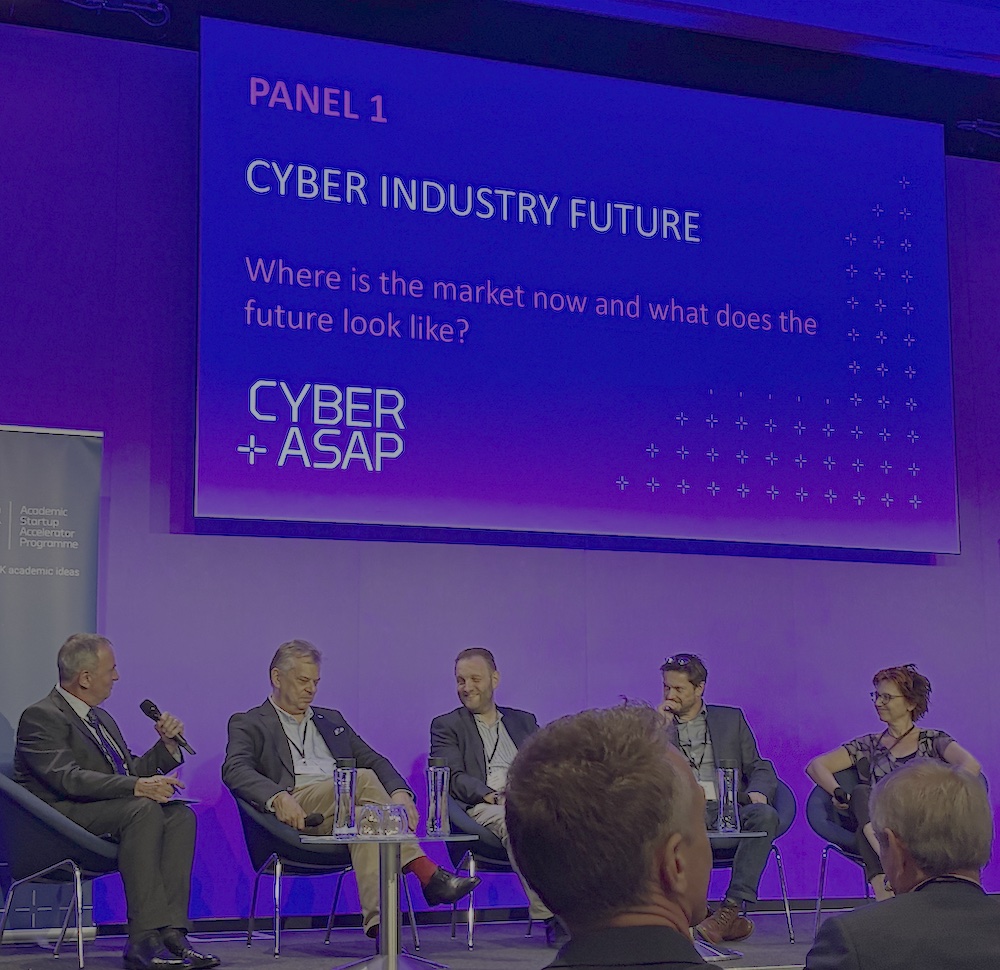 BlockMarkTech's tweet photo. Today we were back in London at @CyberASAP 10 year celebration which included interesting panel sessions on cyber industry futures, cyber women, and investing in cyber. Skills, trust and reputation were some of the common keywords mentioned - all underpinned by #certificates https://t.co/cmeQkemVxp