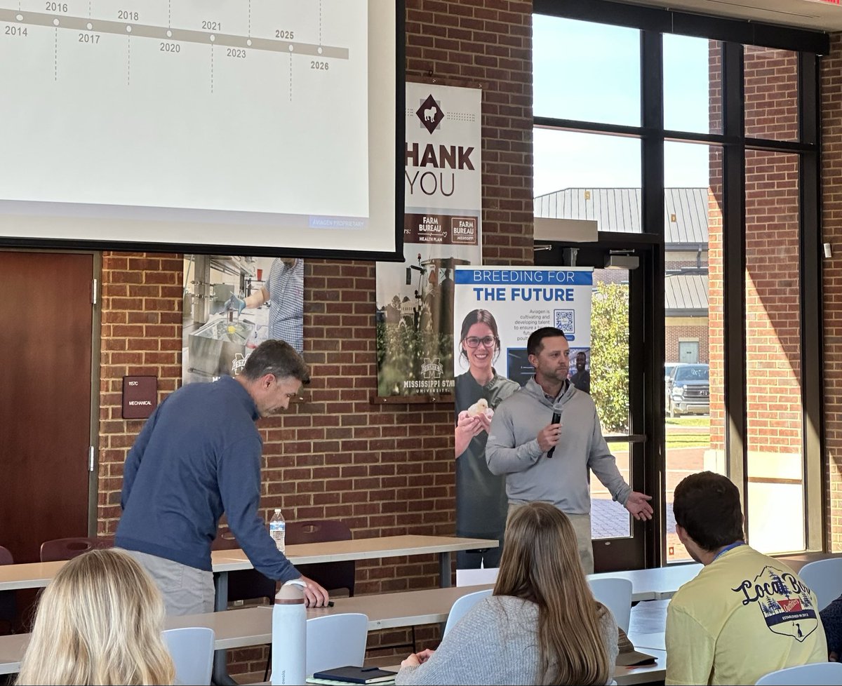 MSU_AG's tweet photo. Thank you to Aviagen for joining us at MSU! 🐔🐾

Our #MSUAg students gained valuable industry insight, explored career and internship opportunities and connected with Aviagen professionals.

We appreciate your investment in the next generation of poultry industry leaders! https://t.co/MdWFJvDlyU