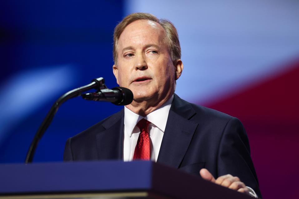 Forbes's tweet photo. Ken Paxton’s Lavish Travel Has Reportedly Cost Texas Taxpayers $1.9 Million—Masters, Napa, Europe Among Trips
https://t.co/NglMiUTG8i https://t.co/AMLvsOJNvO
