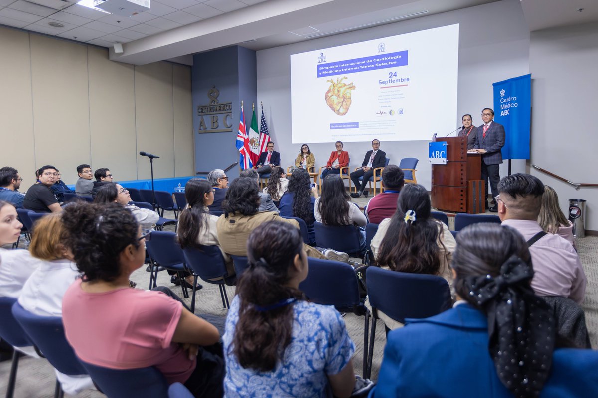 ABCcentromedico's tweet photo. Realizamos con éxito el Simposio Internacional de Cardiología y Medicina Interna, Temas Selectos; en el Campus Observatorio.

Nuestros especialistas analizaron los últimos avances y retos en la salud cardiovascular.

¡Te compartimos las imágenes de esta gran jornada académica!

SaludABC