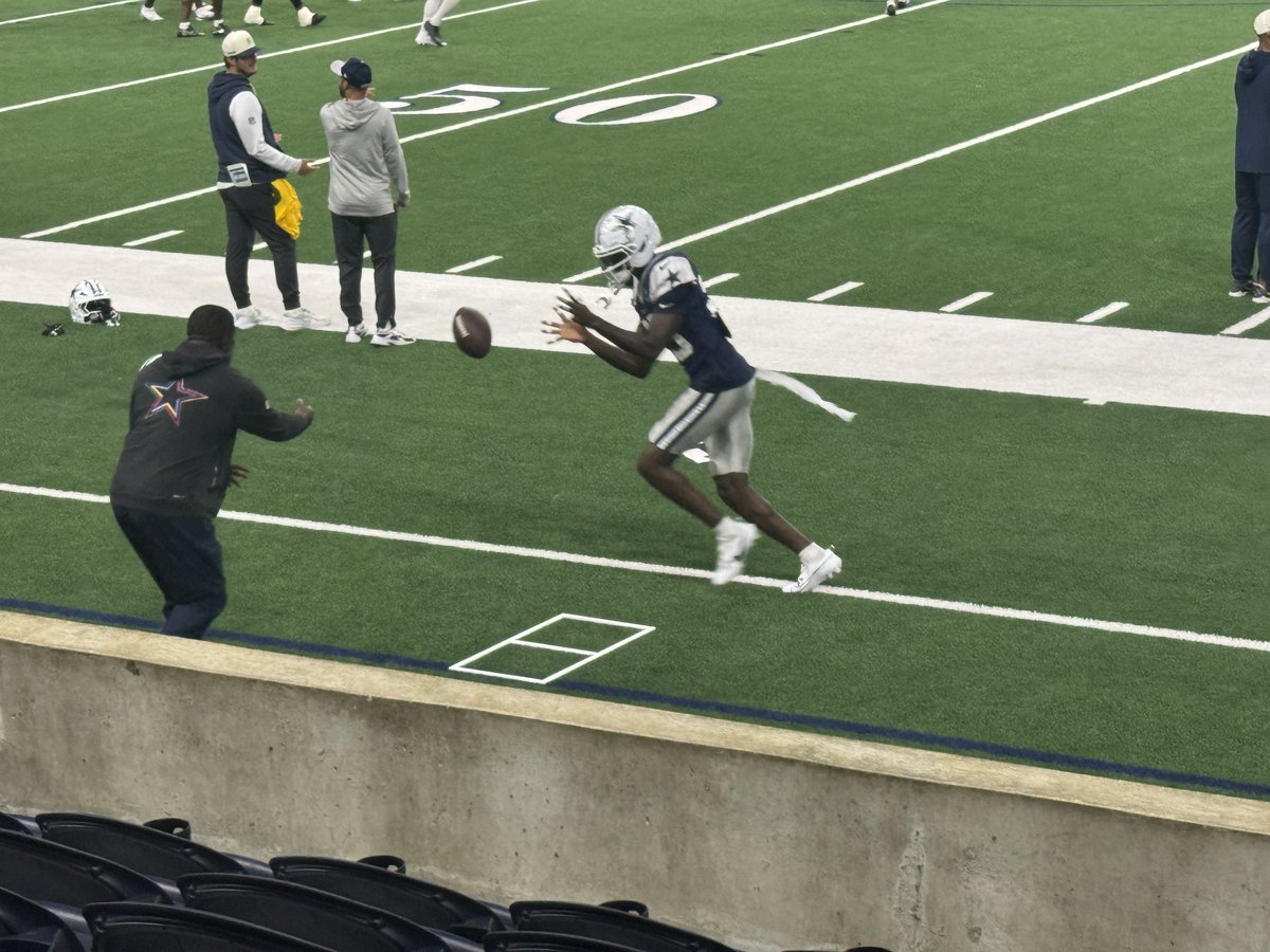 VoiceOfTheStar's tweet photo. 🚨 it is quite possibly the fastest jersey pivot in the history of the NFL:

Joey Porter Jr. has already moved to No. 25 for the #Cowboys. 

👀 first look (QB1 approves): https://t.co/W5SEjD7xmN