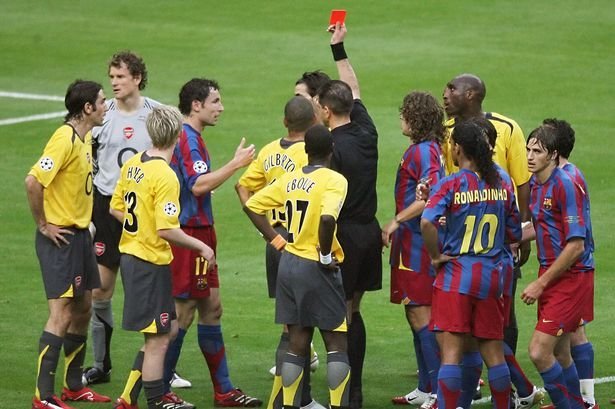 ElyzabethSB's tweet photo. €7.3M between 2001 - 2018?!
José María Enríquez Negreira is a straight up barst@rd!!
Ruined my birthday on May 17th, 2006, by sending Jens Lehmann off in the 18th minute of our Champions League final against Barcelona.
#Negreiracase #Barcelona #UEFA https://t.co/pr8q8ZZC1L