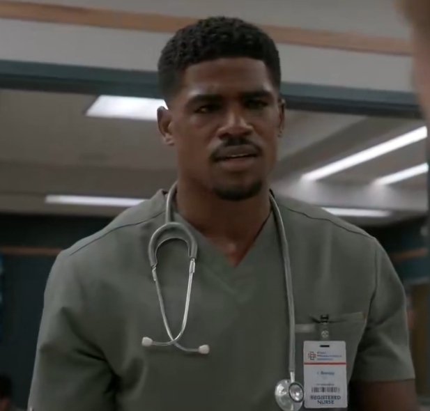 EDDIELICI0US's tweet photo. they gave Eddie a boyfriend and a puppy i already love this season 😭😭 https://t.co/O7HXcRXWcN