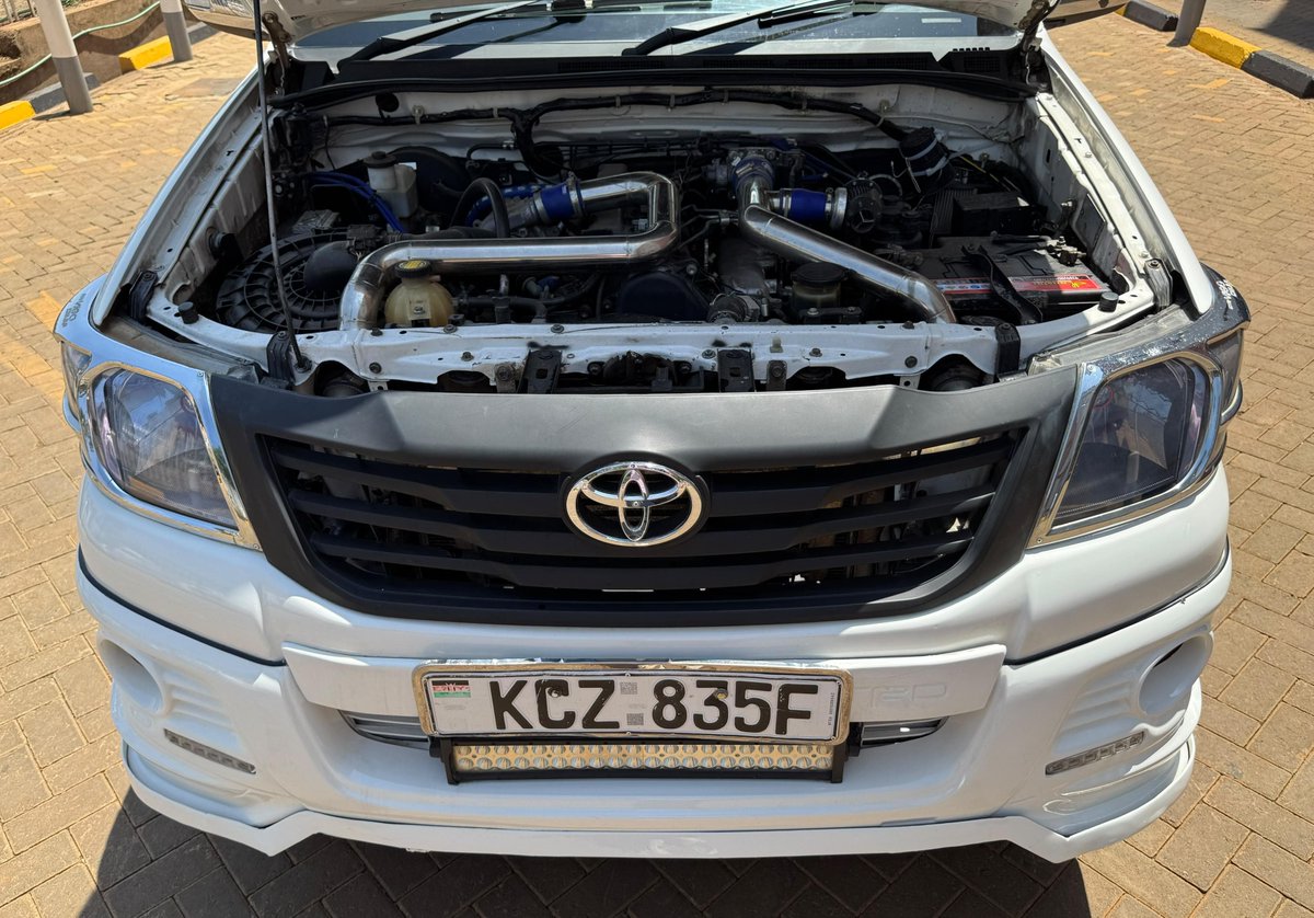 MackenzieAlesk's tweet photo. Toyota  Hilux*
✅ KCZ
✅ Year 2012
✅ 2500cc 
✅ 2KD Engine 
✅ 4wd optional 
✅ Auto Diesel 

*Asking Price - 2,800,000* Negotiable upon viewing  
Trade-in accepted  
Contact Alex 0704-342252 https://t.co/P2tJJacyVb