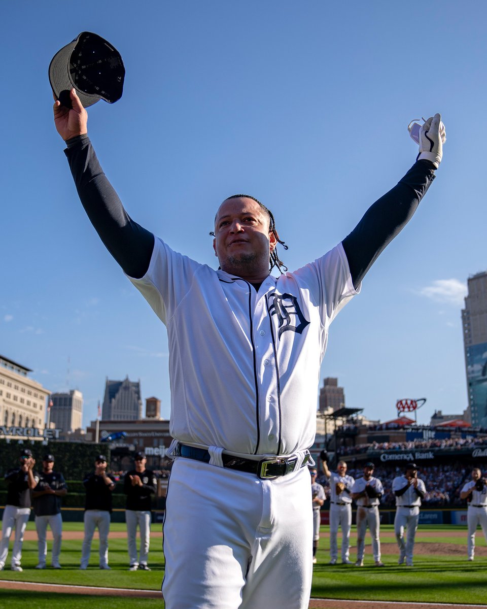 DYK: Miguel Cabrera has suited up for Team Venezuela in every World Baseball Classic. He hit 6 home runs across five tournament appearances as a player and serv
