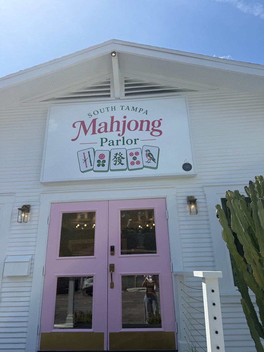 StuffToDoInTB's tweet photo. South Tampa Mahjong Parlor is all about bringing people together through the game of Mahjong. You can take beginner classes, join open play sessions, attend special events, or grab a membership.✨
More new spots in Tampa Bay👇💗
https://t.co/OC36TcFGS8 https://t.co/RIQFaKBMOB