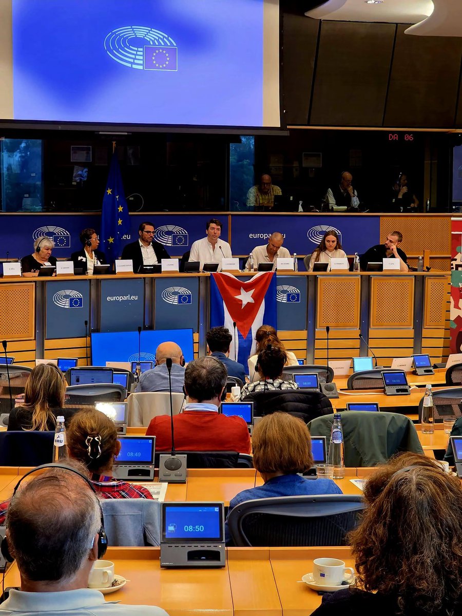 CubaMINREX's tweet photo. Concluyó en el Parlamento Europeo el evento “Cuba Sí, Bloqueo No”, organizado por el Grupo de la Izquierda Europea.

Nuestro agradecimiento a eurodiputados, académicos, sindicalistas, organizaciones de la sociedad civil, que reafirmaron que #CubaNoEsUnaAmenaza, el bloqueo sí. https://t.co/wq8gwHEVZZ