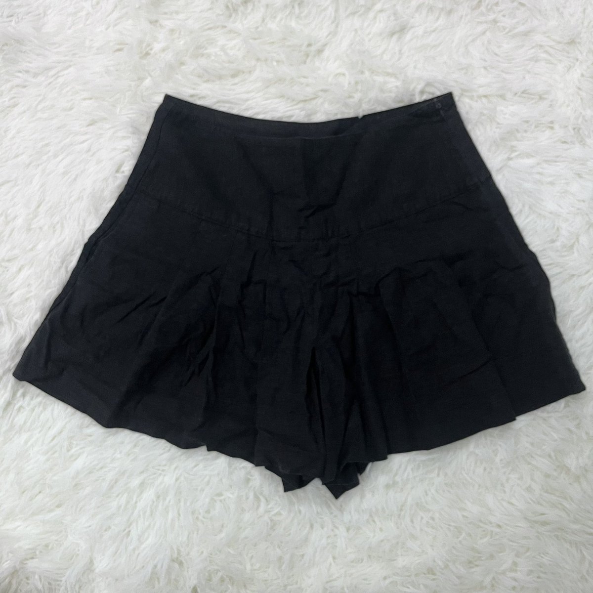 Lucky2hh's tweet photo. 50 ฿ size m กระโปรง+กางเกงแค่ลองซักแล้ว
50฿ อก 38 นิ้ว
30฿ เอว 28 นิ้ว
30฿ size s กระโปรง+กางเกง https://t.co/Eh2Ep1Y0h3