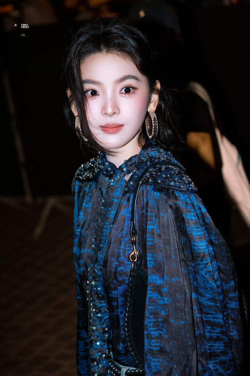 rruonans's tweet photo. Zhang Ruonan’s fansite shares new snaps for Isabel Marant at Paris Fashion Week
©-First_Frost-章若楠
#ZhangRuonan #ZhangRuonanxIsabelMarant #IsabelMarantSS27 https://t.co/hme74HrJis