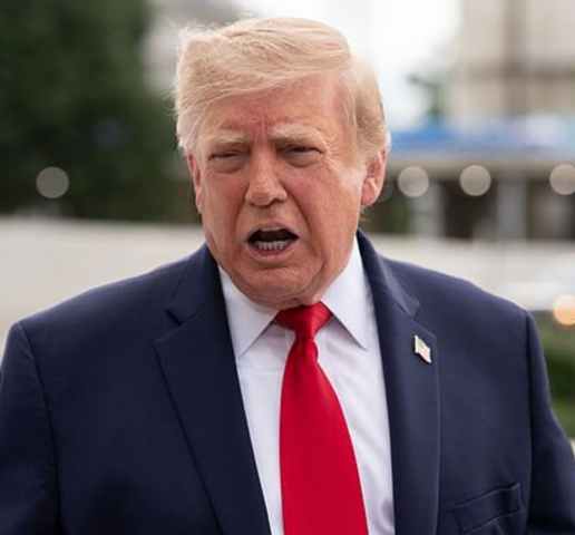AIVerse365's tweet photo. 🚨 TRUMP: U.S. COULD TAKE STAKES IN AI GIANTS

Asked whether the U.S. government could take equity in OpenAI, Anthropic and other frontier AI companies — similar to its Intel stake — Trump said:

“I might. Maybe I could do that.”

Not a confirmed policy yet.

But the direction is striking:

Regulate AI → Fund AI → Own part of AI

The U.S. government could eventually become a shareholder in the frontier AI race.