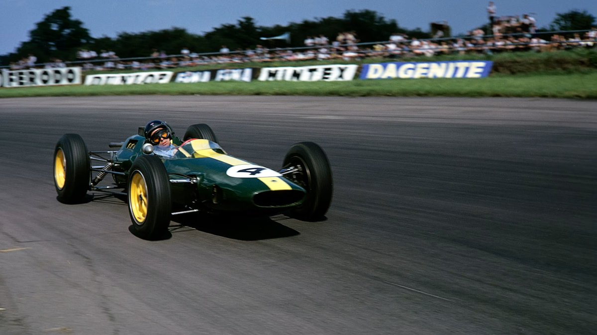 verif1app's tweet photo. @avuguraslan Tek arabada yarışmış, goat denebilecek bir örnek var aslında: Jim Clark https://t.co/gs53qHzSjS