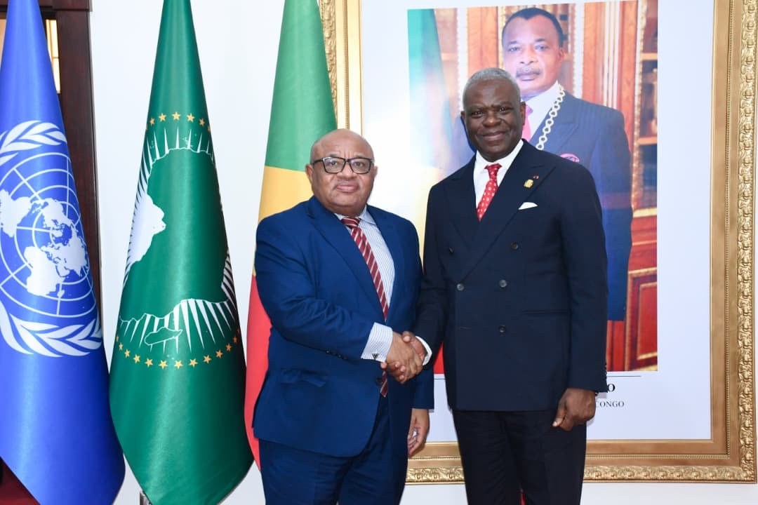 UN_UNOCA's tweet photo. At the start of his familiarization visit to Brazzaville, @souefmo_elamine was received by the Minister of Foreign Affairs and the Prime Minister of the Republic of #Congo. 
An opportunity to commend Congo’s continued contribution to #peace and #security in the region and across the continent. The Special Representative  reaffirmed the UN’s commitment to continuing its partnership with the Congolese authorities in support of regional peace and security.