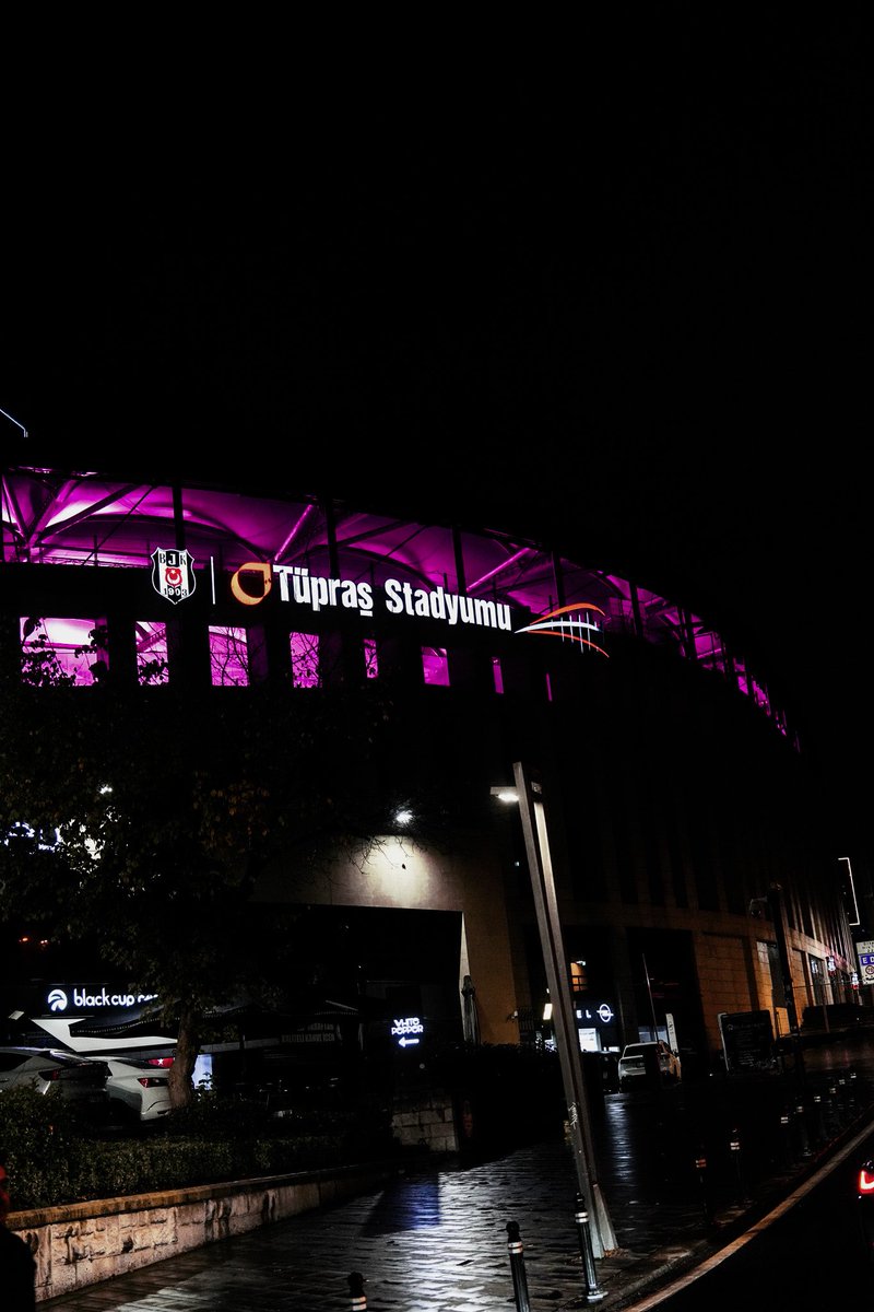 Besiktas's tweet photo. Erken tanı hayat kurtarır. 🩷

Kansersiz Yaşam Derneği’nin “Pink October” kapsamında yürüttüğü farkındalık çalışmalarına destek oluyor, meme kanserinde erken teşhisin önemine dikkat çekiyoruz. https://t.co/Vt1CgyJOzb