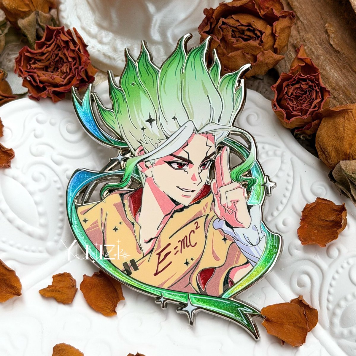 cc_notfound's tweet photo. Super happy these pins are done with bulk manufacturing o(｀ω´ )o 
They are even prettier than I expected! https://t.co/mGsdNXa9D6