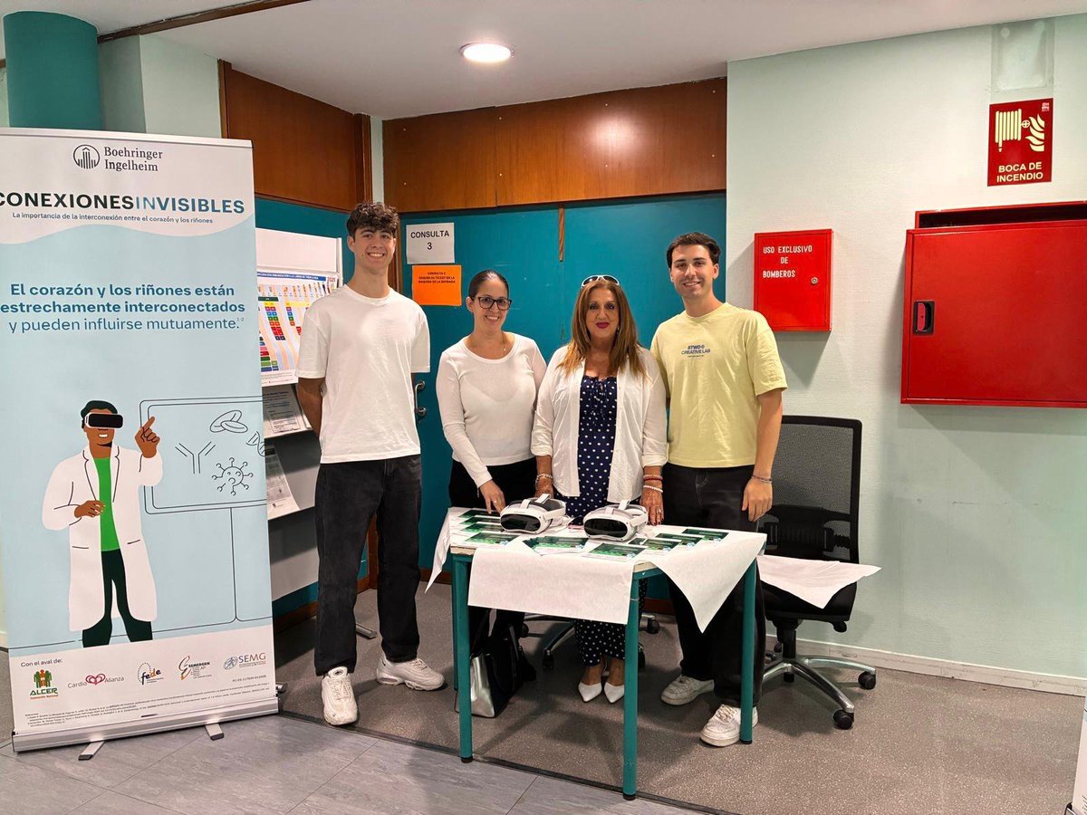 AlcerMadrid's tweet photo. Jornada de prevención de la enfermedad renal con realidad virtual, en el Centro de Salud Ángela Uriarte. https://t.co/e8zKqOxOlo