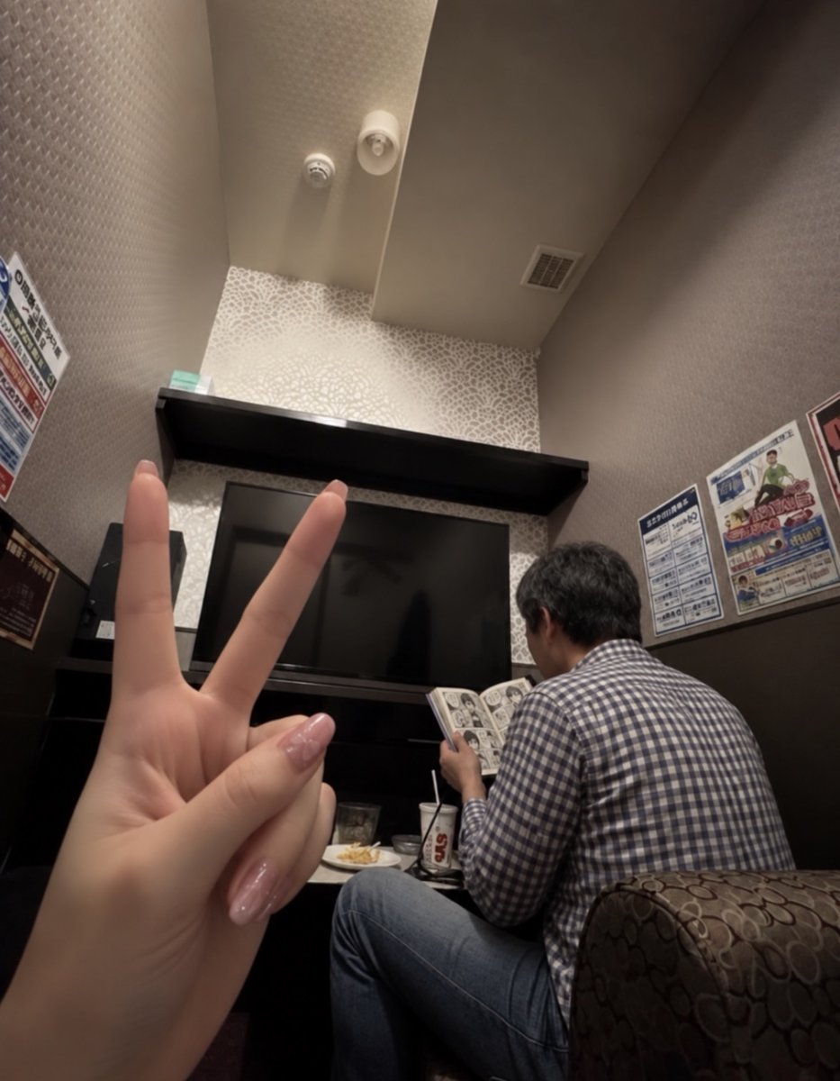 misaki___666's tweet photo. 10月3日〜5日の夜にサクッとお会いできる人を探してます、、

絶対に声出さないし、音も出さないように静かにします！！

誰か私みたいな平成17年生まれの21歳と対戦してくれませんか…？？

1.いいよ
2.無理

※声を我慢できる方限定でDMお願いします🥺 https://t.co/3m09G1CjGq