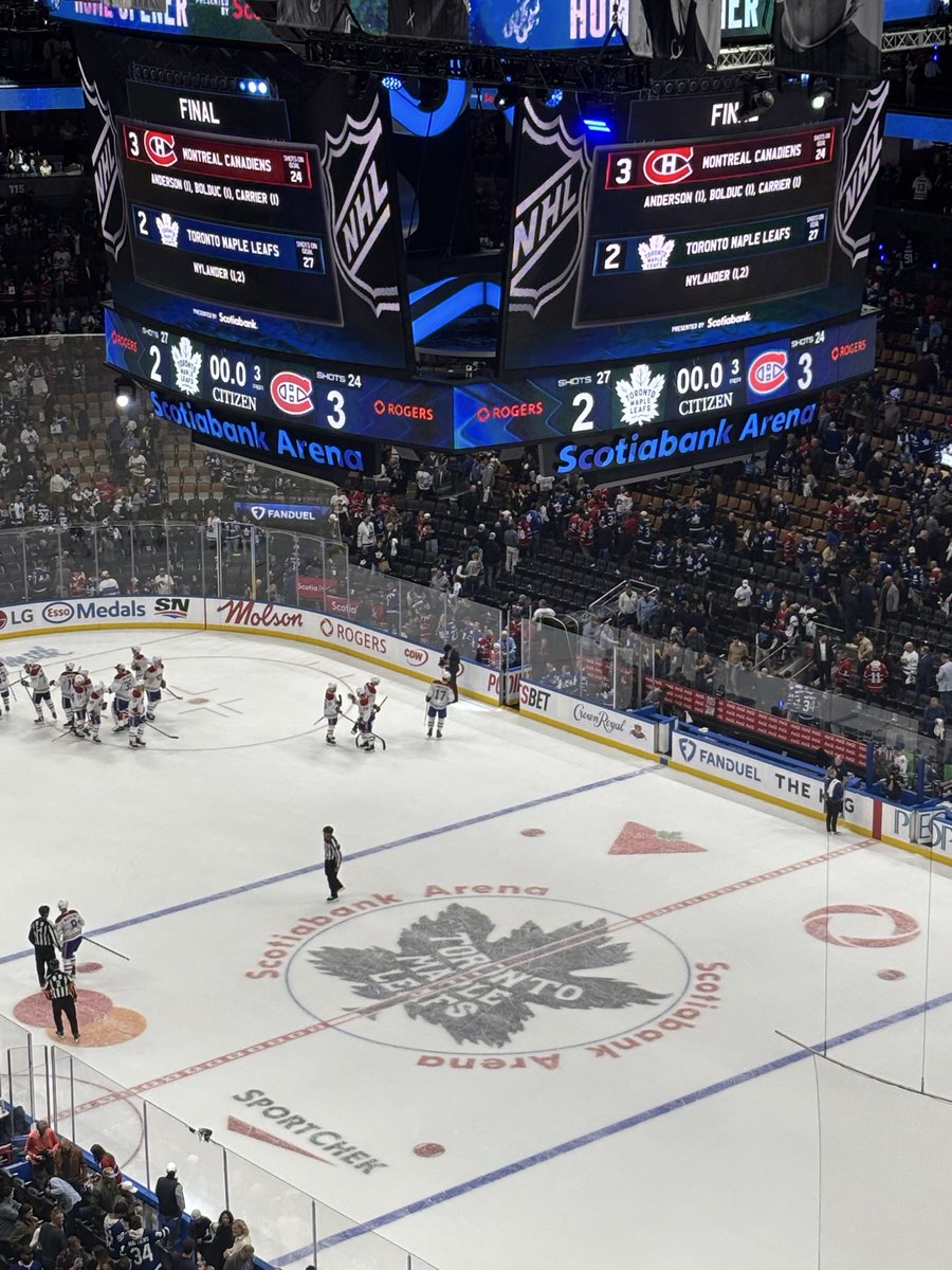 DaCa_like's tweet photo. 初のNHL観戦めっちゃ楽しめました！
こっち来て現地観戦初敗北やったけど開幕戦ということもあり、盛り上がりは尋常じゃなかったです🔥
せっかくならとユニは今年の全体ドラ1McKennaにしました👍
最初で最後って思ってたけど、楽しすぎたのでもっかい行きたい😆

#NHL #torontomapleleafs https://t.co/O2QqN6mlKx