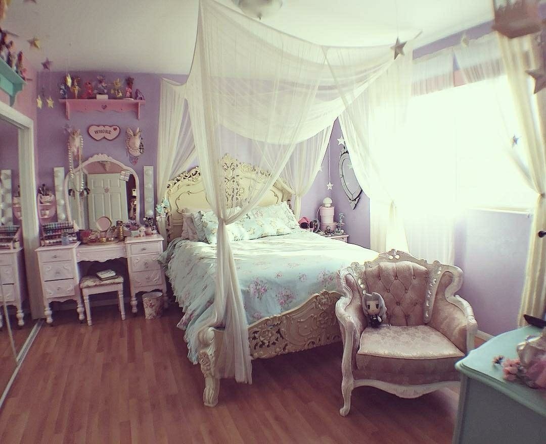 needledove's tweet photo. Modern dany room 🦄💞 https://t.co/KCGY8W3RNK