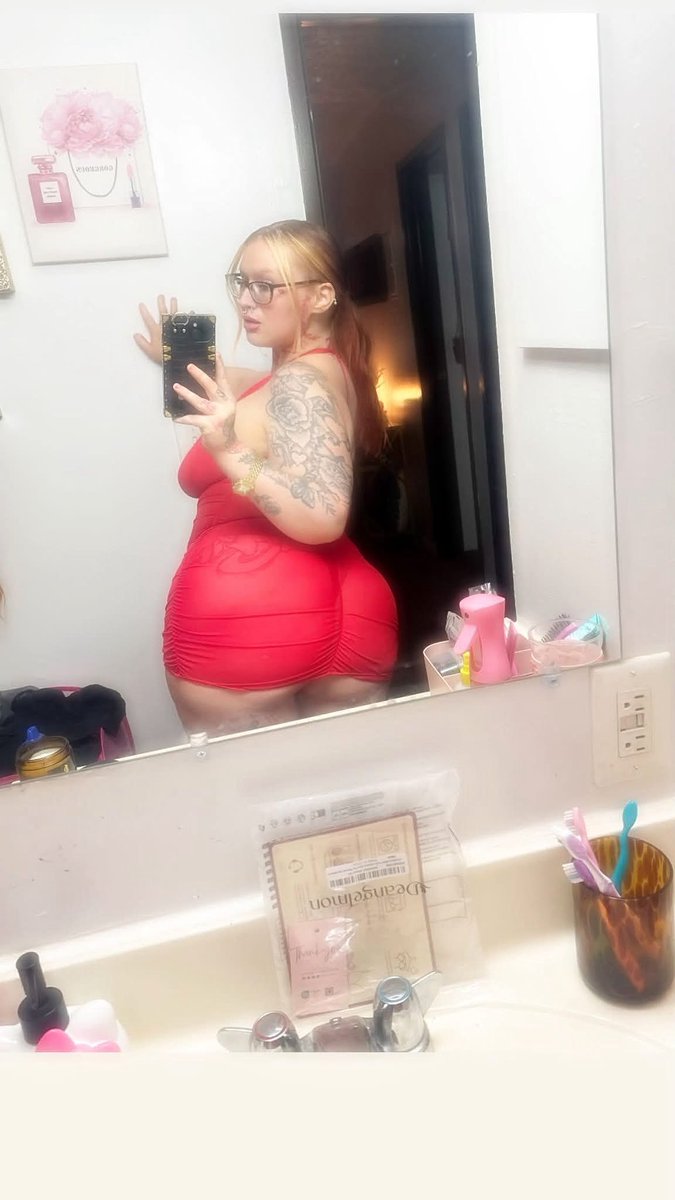 dndtonikay1's tweet photo. This is my only account! #ohio #whitegirl #tonikay https://t.co/JGuSKFM8S5