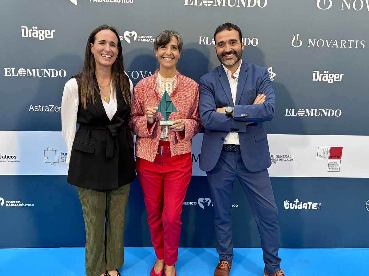 GSK_ES's tweet photo. Orgullosos de recibir el premio #EnnovaHealth en Transformación Digital con @sehh_es y @Spotlab__ 🎉
#MedulAI aplica IA al diagnóstico hematológico en 14 hospitales, reduciendo un 80% el tiempo de análisis morfológico.
Gracias @diariomedico y enhorabuena a todos los premiados! https://t.co/37UM1xfjEk