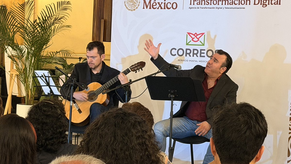 Palacio_Postal's tweet photo. ¡Qué noche tan nostalgica vivimos en el #PalacioPostal! 🏛️✨

Aquí un pequeño vistaso de lo que fue el #concierto “Alma Mexicana IPN” con #VictorKastuera y #JulioGándara durante la #NocheDeMuseos 🎶🎸. Música, historia y talento reunidos en un solo lugar. https://t.co/pcNVnRE2Iz