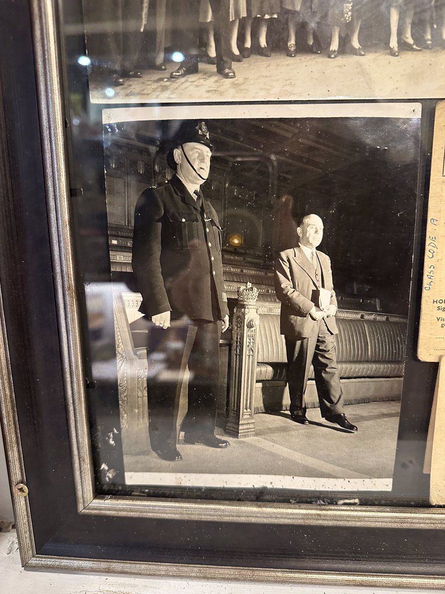 BygonesTorquay's tweet photo. Latest addition PC David William King served MGC during #WW1 before joining the Metropolitan Police “ A Division “ post war serving most of his career inside the Parliamentary Estate, was outside Nu10 when Chamberlain returned from Munich in 1938, #WW2 fire watch unit . https://t.co/lH1nDJABIF