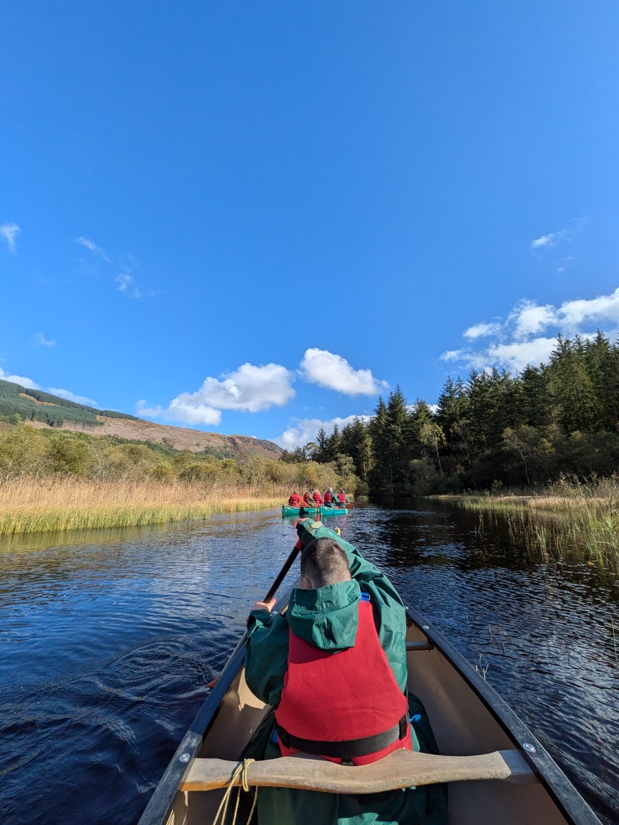 BlairvadachAndy's tweet photo. Day 3 with @middlefieldsch and it was off into the @lomondtrossachs for a smashing wee #canoesafari on a beautiful autumn day! 🛶🍂😎
@BlairvadachOEC 
#MiddlefieldBV26 https://t.co/Wsqi01HcsI