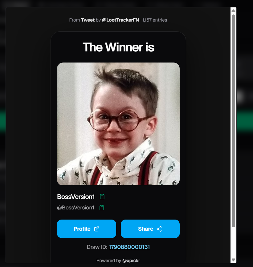 SmashFortniteG's tweet photo. @LootTrackerFN The winner is @BossVersion1 , check dm! https://t.co/rSFa4mrkZY