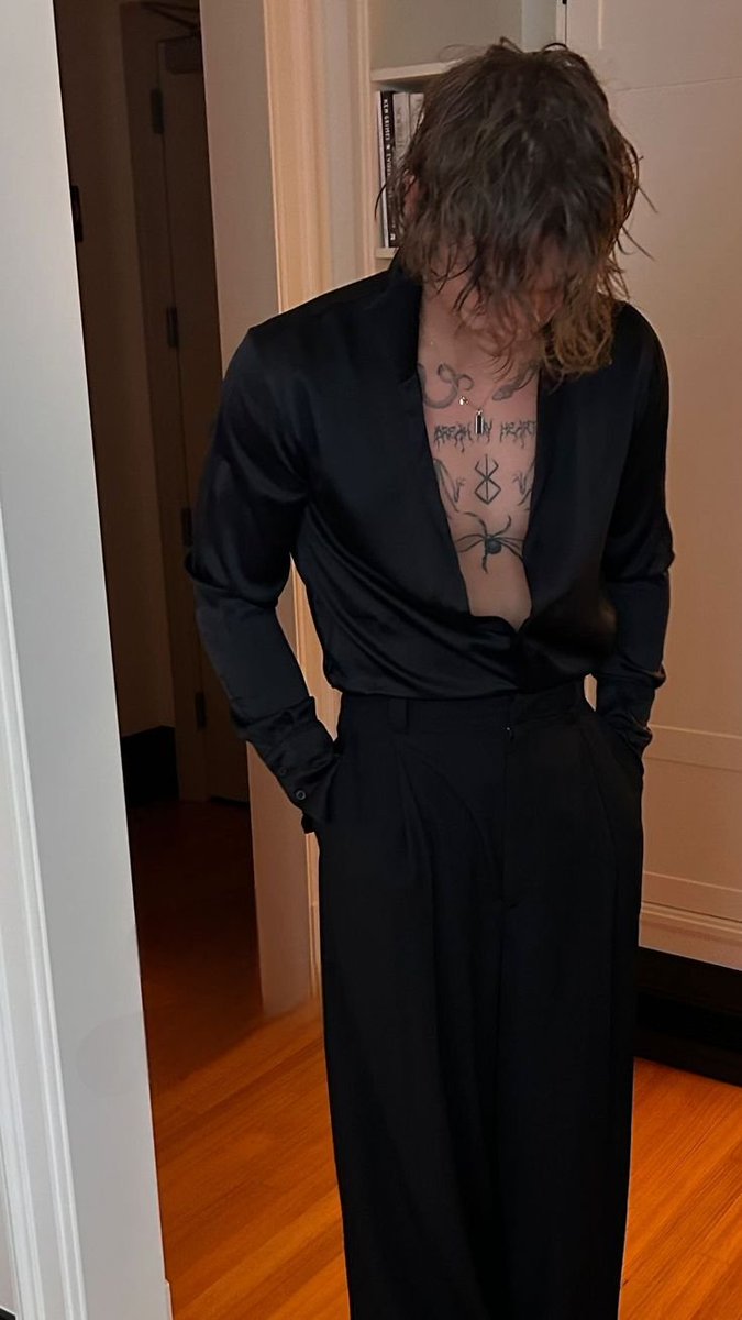 onlyythisgigi's tweet photo. ysl con él 🤍 https://t.co/73uFanRBnW