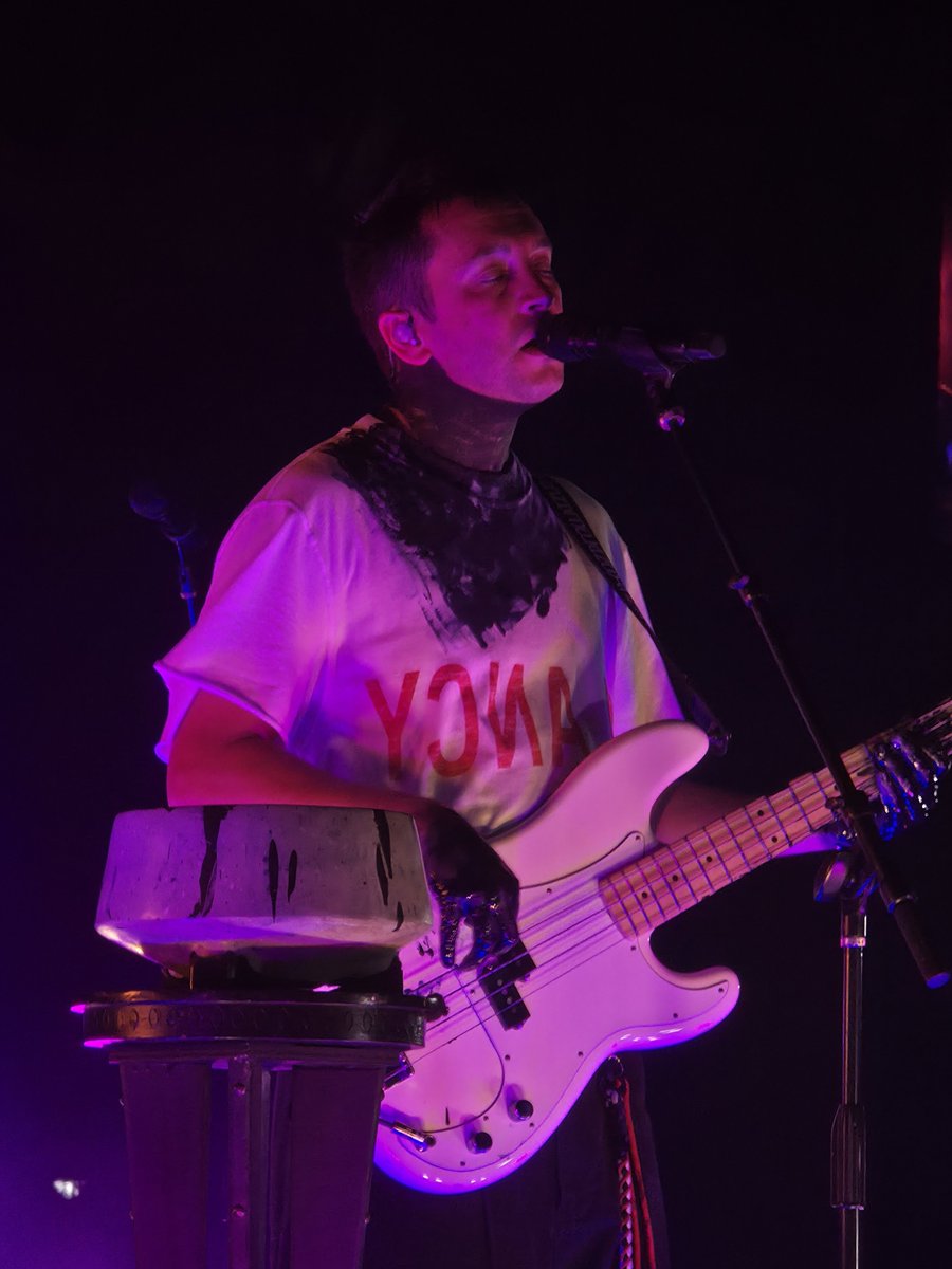 d3adstop's tweet photo. @graciephobic Ooohh yes, I would love for these to see the light of day :) i took these on breach tour!! https://t.co/49nTz5awns