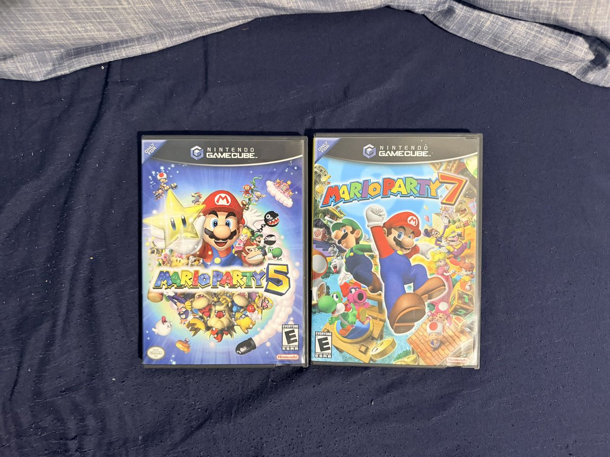 YaBoiDA_26's tweet photo. My recent gaming pickups: 29 GameCube games & 3 memory cards, and 2 ps4 games. Looking forward to playing the games eventually.
#SwitchCorps https://t.co/TSa1mXIQS5