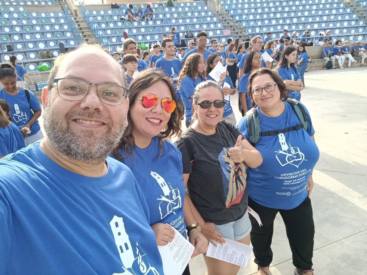 SecretMusica's tweet photo. Un año más, nos hemos hecho presentes en el XXXI Encuentro de Coros celebrado en Fuente Álamo el pasado sábado. Un día precioso para compartir la fe, la vida y la música. Nos vemos el año que viene en Murcia. https://t.co/w5amwlFXow