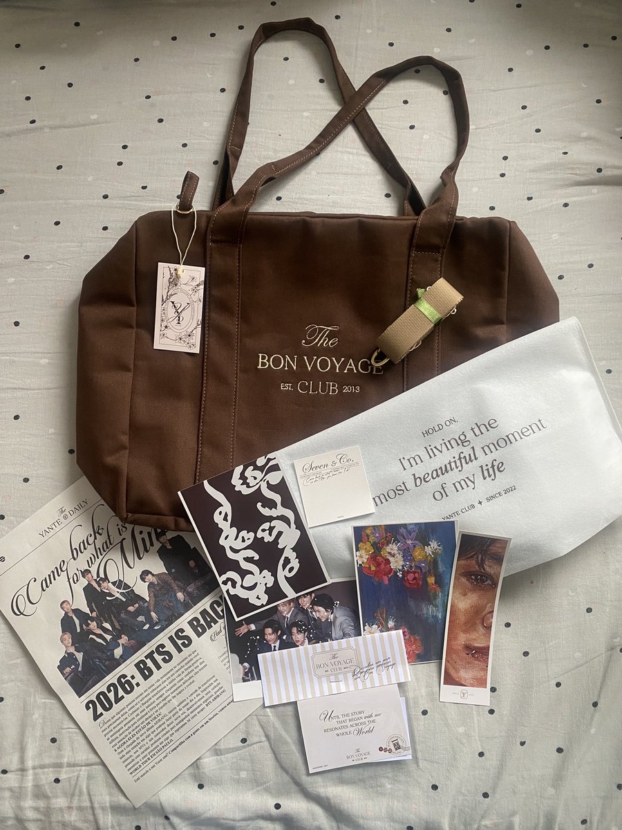 juuhscruz2's tweet photo. Feedback positivo para @yanteshop 
essa bolsa foi um desejo meu por bastante tempo!!! (Essa bolsa deve ter esgotado mais rápido que os ingressos pro show dos bitis) 
Obrigada pela experiência de conseguir essa belezura. A qualidade dela vale todo o prazo de confecção. 💜 https://t.co/lSNwoIstlu