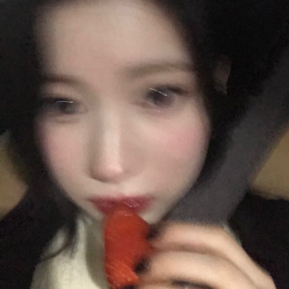 brrruhacesaaa's tweet photo. 🍓 ✦   彡   ✦ https://t.co/66riT7TjkV