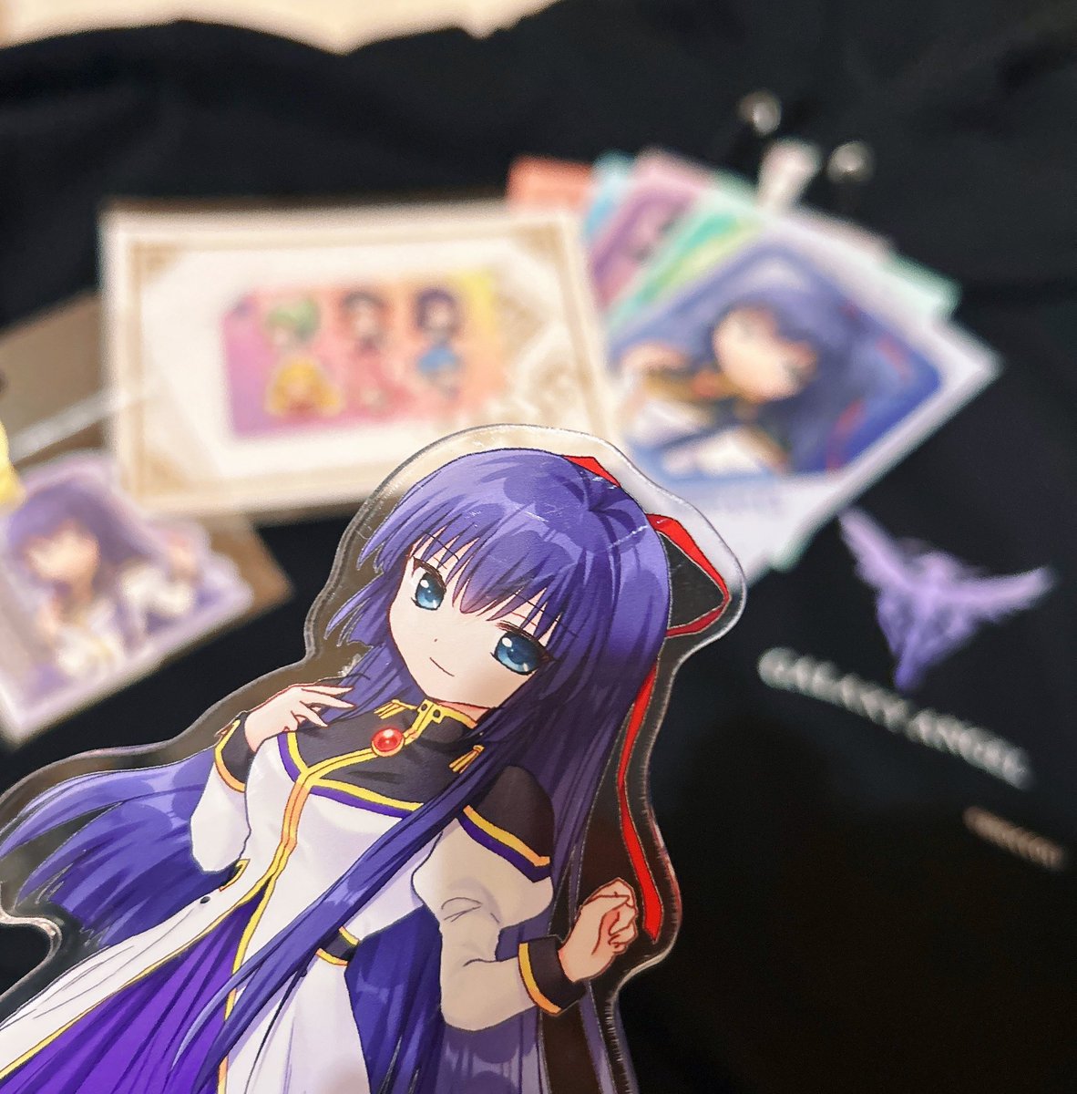 goto_saori18's tweet photo. 新谷良子さんと #ギャラクシーエンジェル 
のポップアップストアに行って参りました🪽✨

グッズも残り僅かでしたが数点購入！
あとは通販致します…🥲🫶笑

ポップアップは4日(日)までとなっておりますので、ぜひこの機会に作品に触れていただけたらとても嬉しいです…！☺️ https://t.co/vvzh87dgt2
