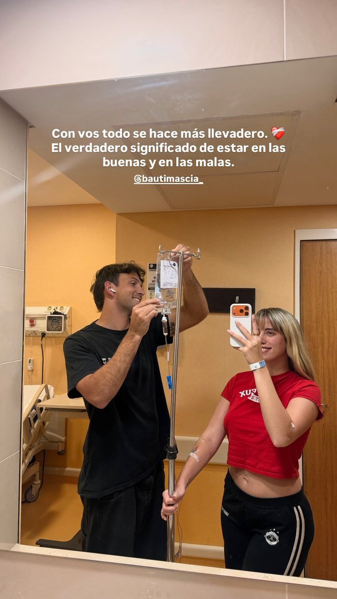 Valunchgonzalez's tweet photo. Los amo mis amores ��� ✨ 💘 https://t.co/SdOPEibj3C