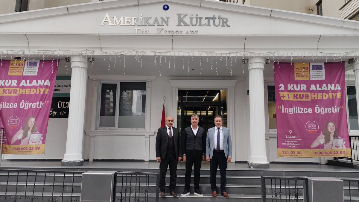 Talas_Kaymakam's tweet photo. Kaymakamımız İlyas MEMİŞ, Talas Amerikan Kültür Dil Kursları ile Talas Amerikan Life Dil Kurslarını ziyaret etti. https://t.co/wKmFPVdvXj