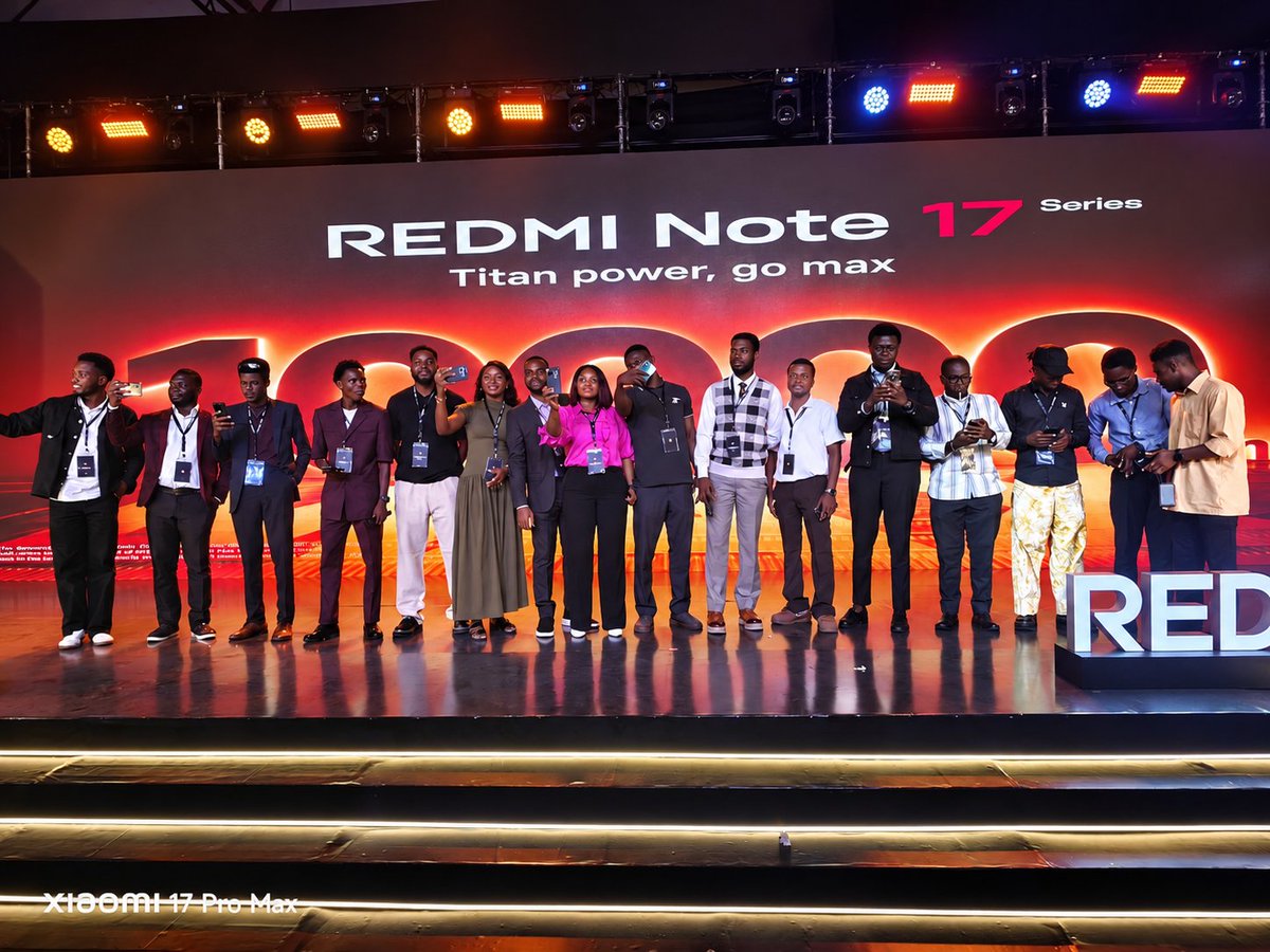 Toluwanimi07's tweet photo. Good energy, great people, and an unreal lineup. Yesterday was one for the books. ✌🏼😌

Thank you once again Xiaomi.
@XiaomiNigeria
#Titanpowergomax
​#XiaomiFansNigeria #REDMINote17Series https://t.co/CE9PX21nrY