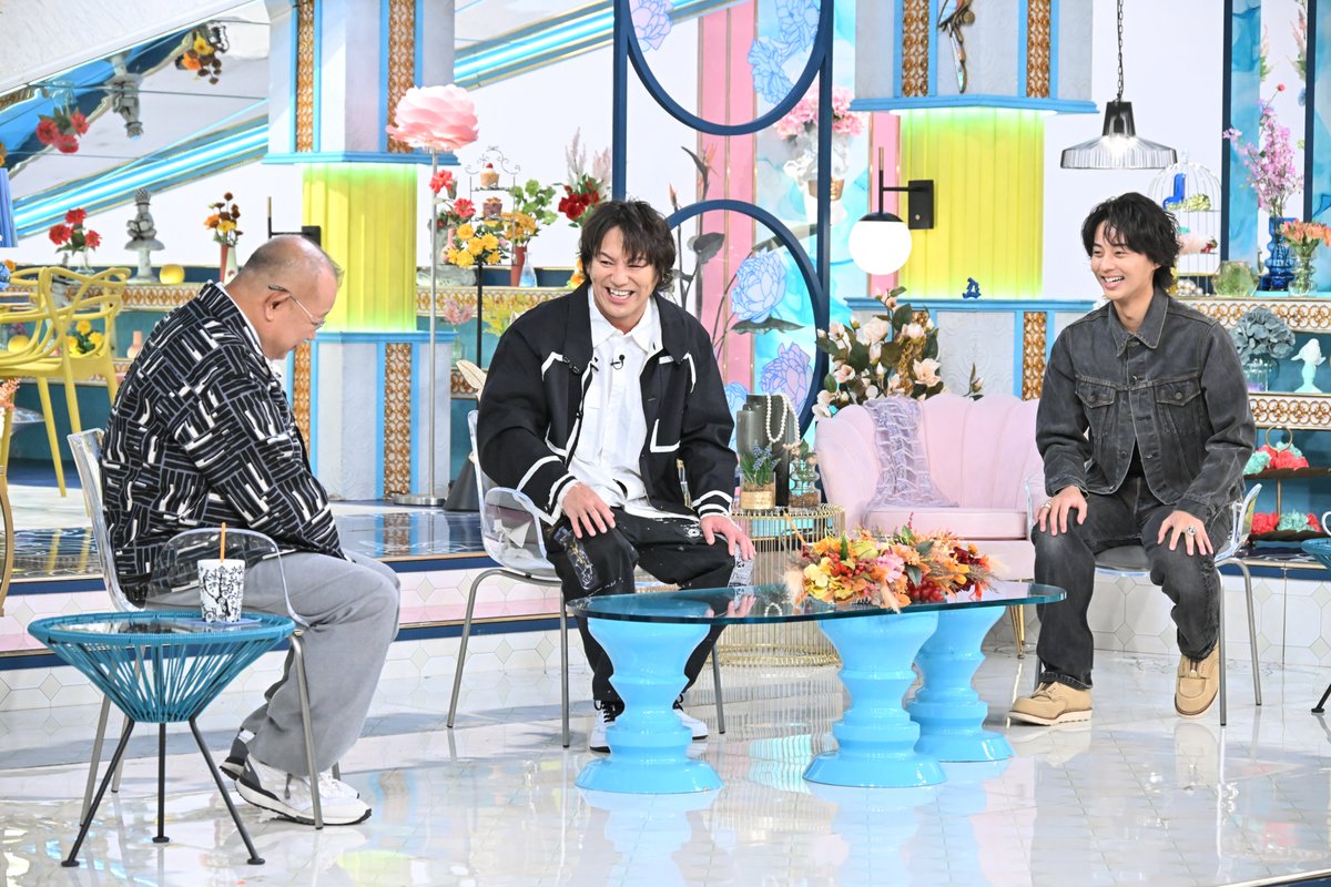 TVGweb's tweet photo. 「A-Studio＋」今夜放送⏰

ゲストに狩野英孝が登場
L’Arc-en-Ciel・HYDEからの
メッセージに大興奮🥀

Kis-My-Ft2・藤ヶ谷太輔は
狩野の同級生に取材📝
「カノフェス2026」出演の裏話も

39代目神主の失敗談や
“クセの強い歌唱”誕生の背景とは💭

https://t.co/kHtMbolWJA

#Aスタプラス https://t.co/nVamUCDgK9