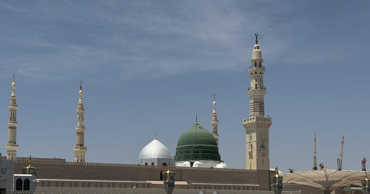 TheNationalNews's tweet photo. Houthis hit power grid supplying Prophet's Mosque in Madinah https://t.co/vYK63wsVMI https://t.co/lKUBlaxODO