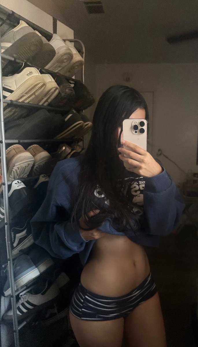 givememoreluvv's tweet photo. can you tell i gym? #gymgirl #body #mommy https://t.co/oN4p0T8RlN