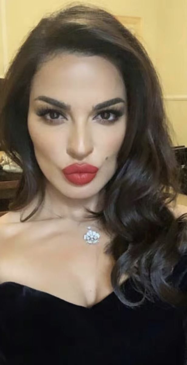 noonefyh's tweet photo. الفترة الذهبية 🥹🤍🤍🤍
#نادين_نسيب_نجيم #nadinenjeim @nadinenjeim https://t.co/14pbLlKTjF