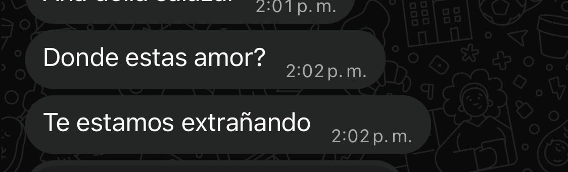 debbperra's tweet photo. Mi novio cuando me voy 30 minutos sin avisar: https://t.co/nL3j23t9xN