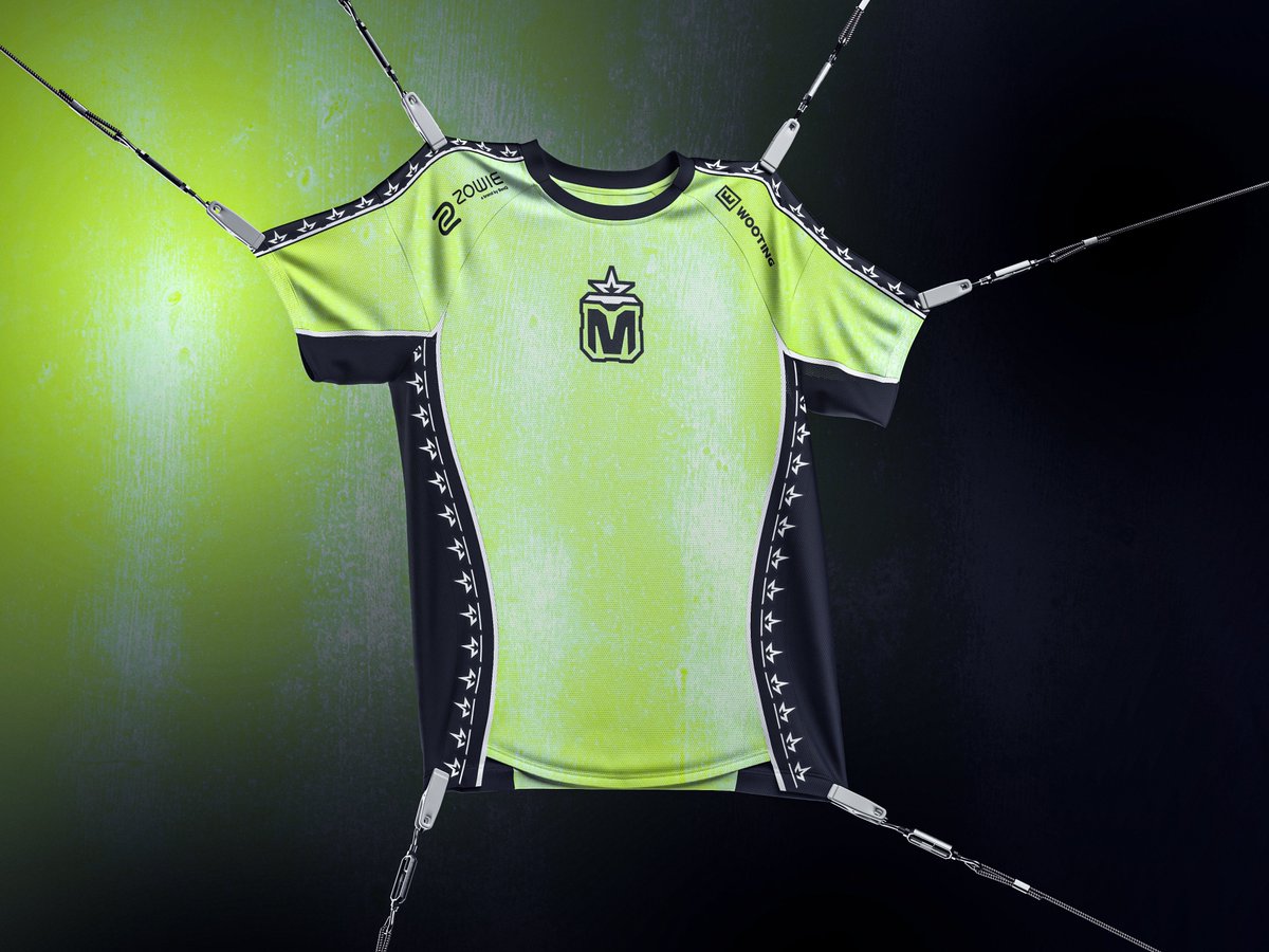 akumira34's tweet photo. It costs 0.00$ to support a 25 years old jersey designer https://t.co/sB3i8Q1wkD